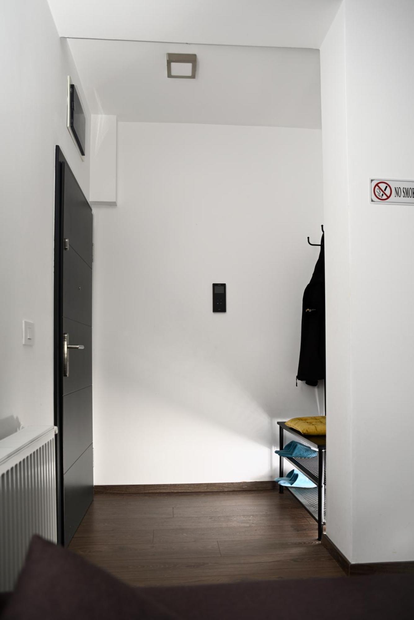 Mirvana Apartments Metheor Executive Suite ทิมิชัวรา ภายนอก รูปภาพ