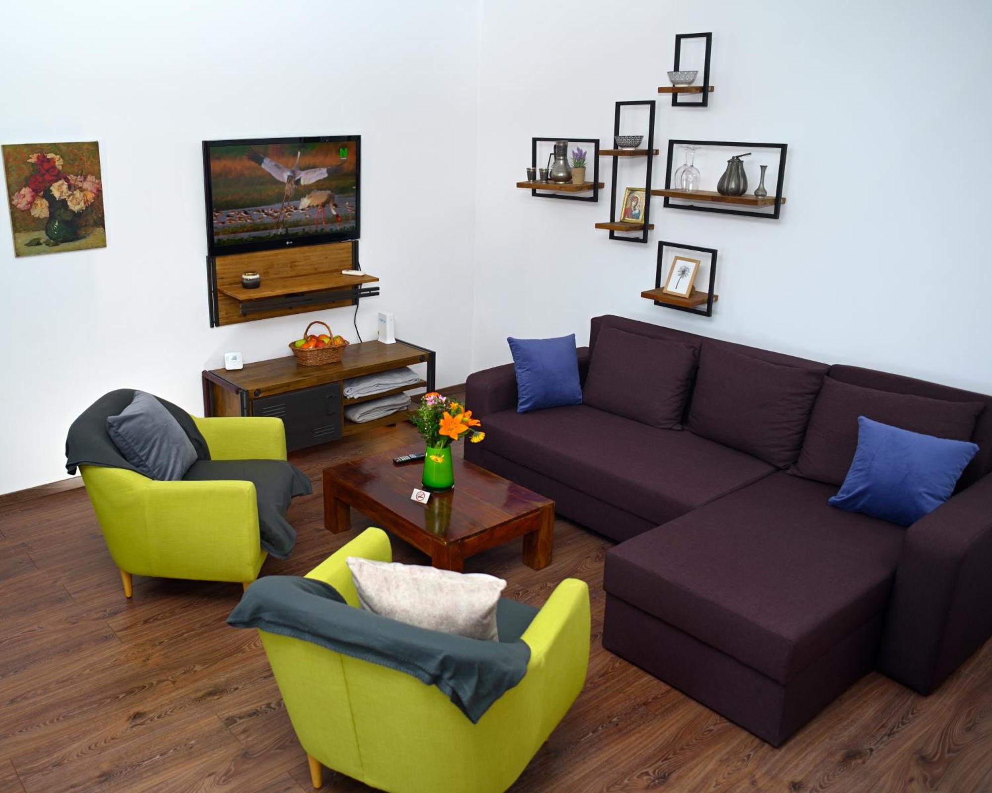 Mirvana Apartments Metheor Executive Suite ทิมิชัวรา ภายนอก รูปภาพ